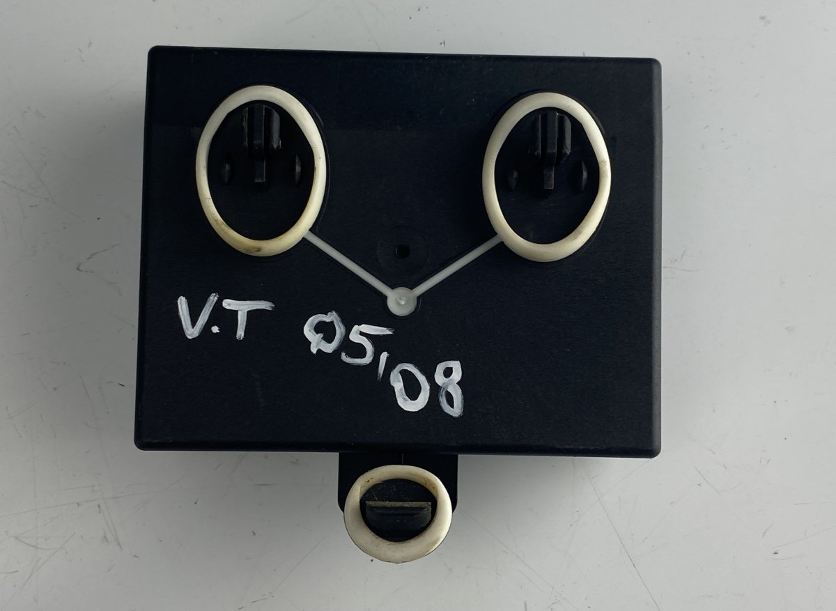 Audi Q5 (8R) Rear left door control unit Rear left door control unit — AUDI Q5 (8R) (200...
