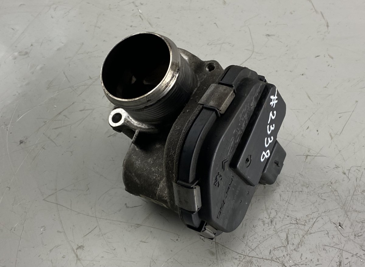 Ford Focus Throttle body Throttle body — FORD FOCUS III (2010-2018) — SN...