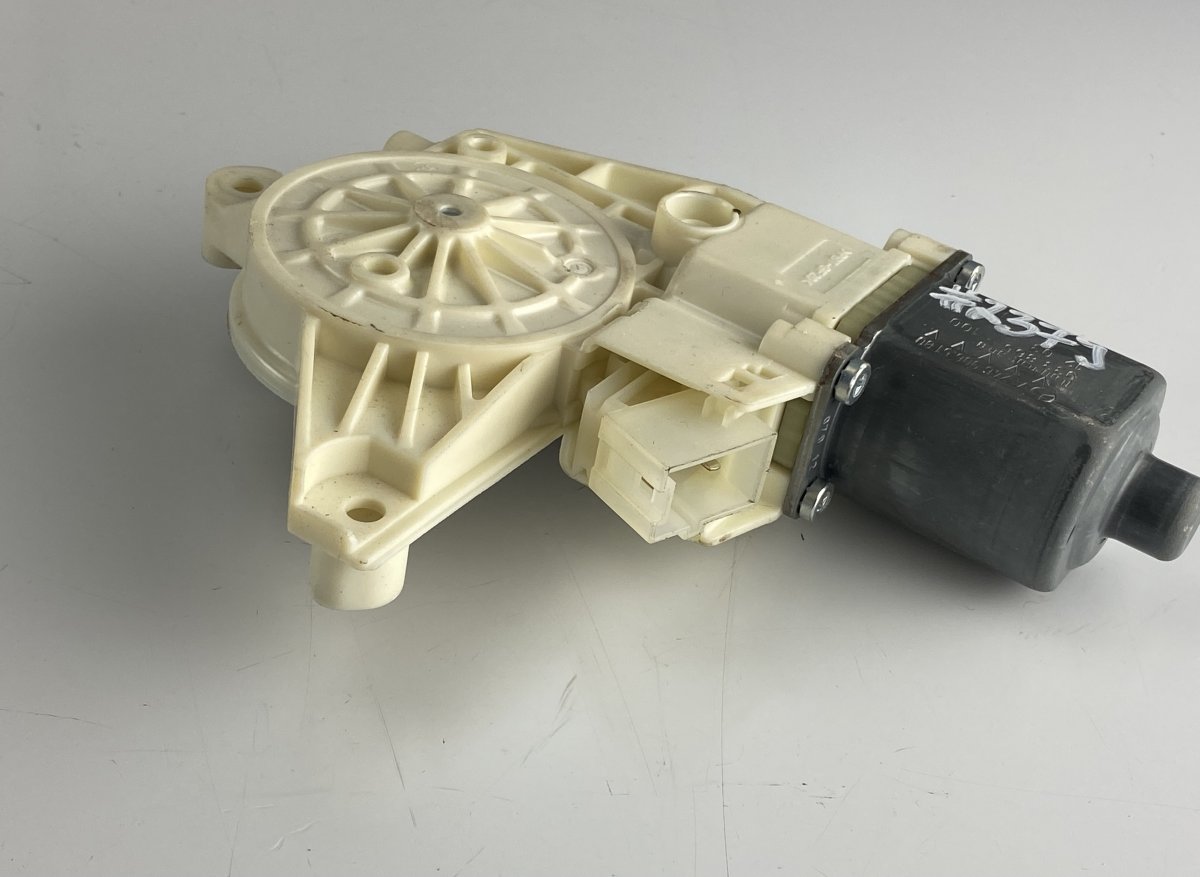 Mercedes-Benz A (W169) Window Regulator Motor Front Left MERCEDES-BENZ B-CLASS (W246, W242) (2011-2018) ...