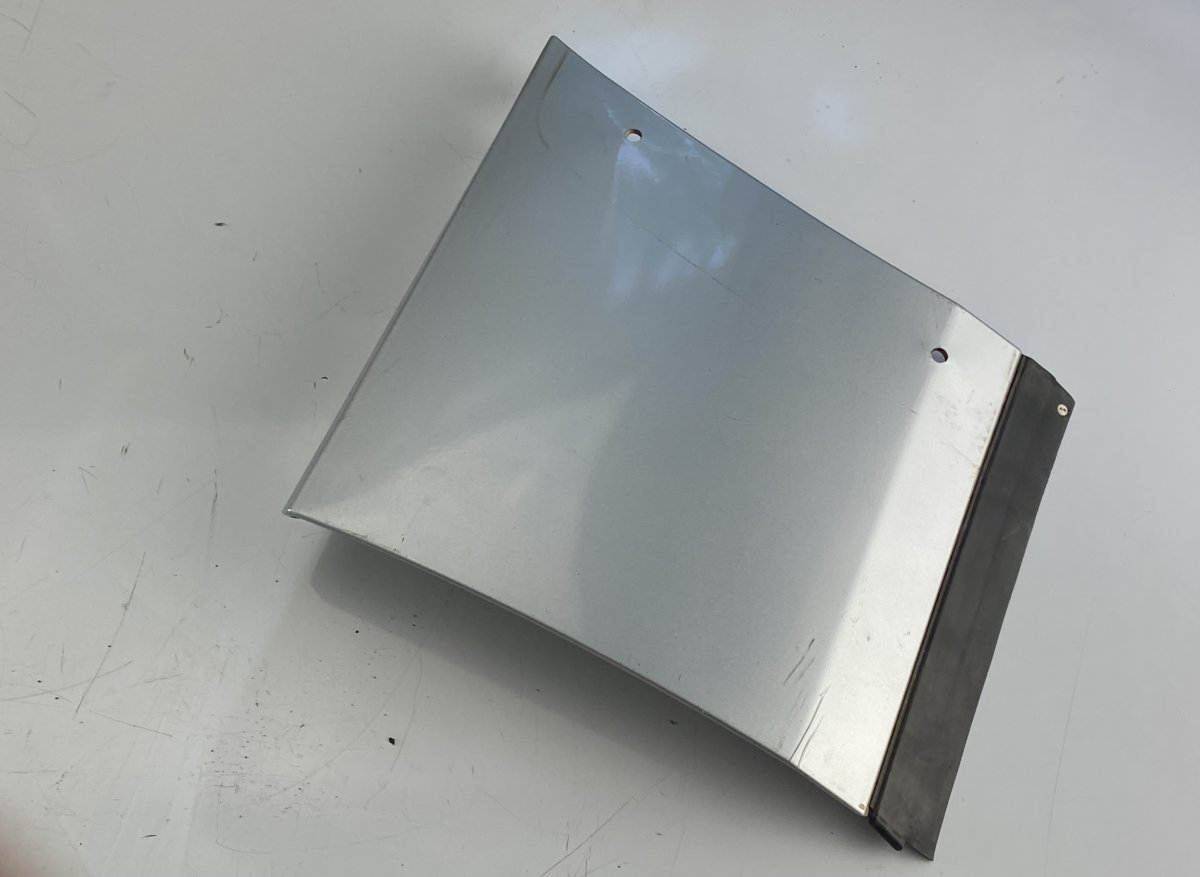 Land Rover Range Rover Fender moulding front Right LAND ROVER RANGE ROVER III (LM) (2002-2012) Fen...