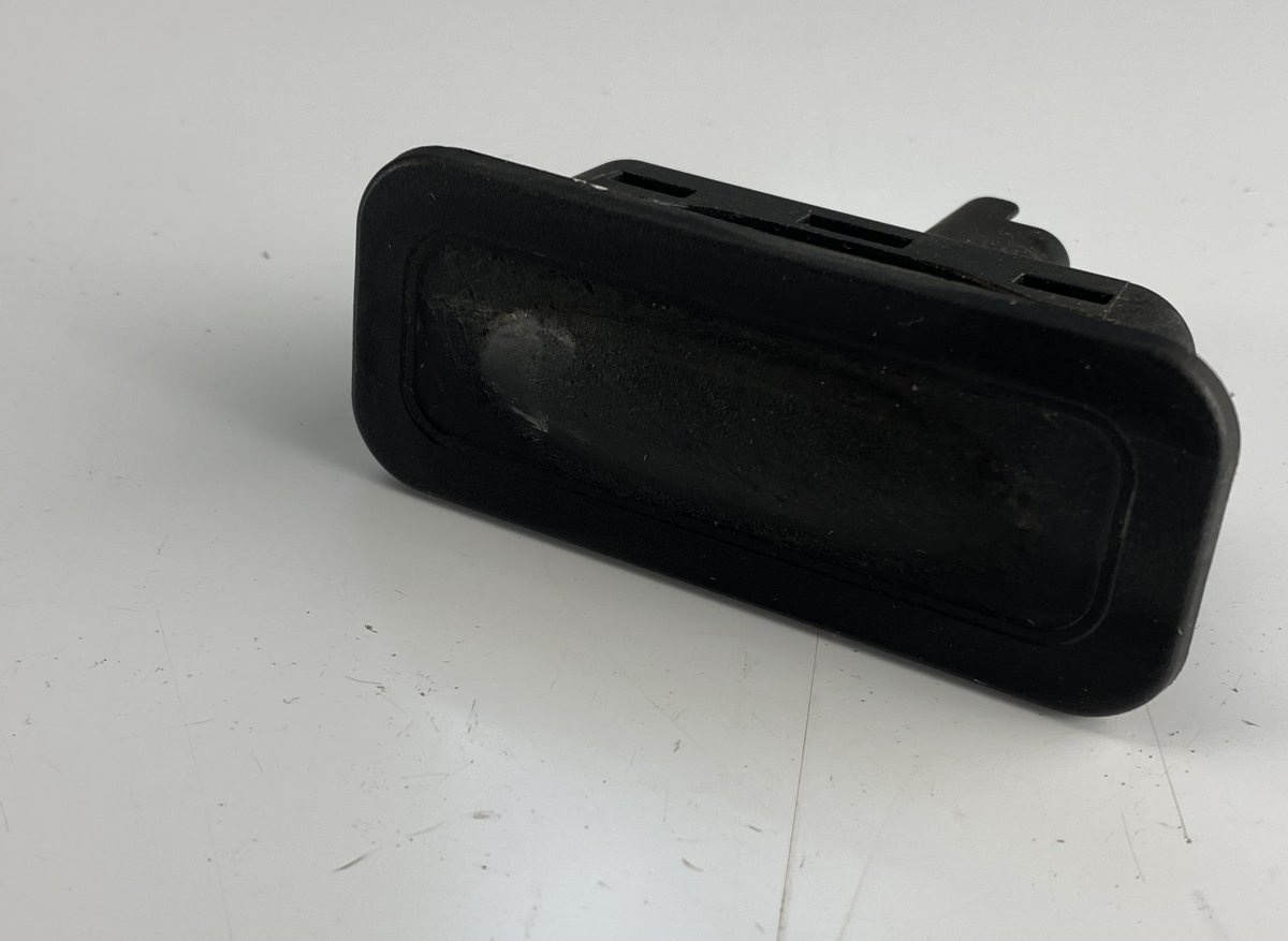 Renault Scenic Bootlid / tailgate Open Switch RENAULT SCENIC III (JZ0) (2009-2016) Bootlid / ...