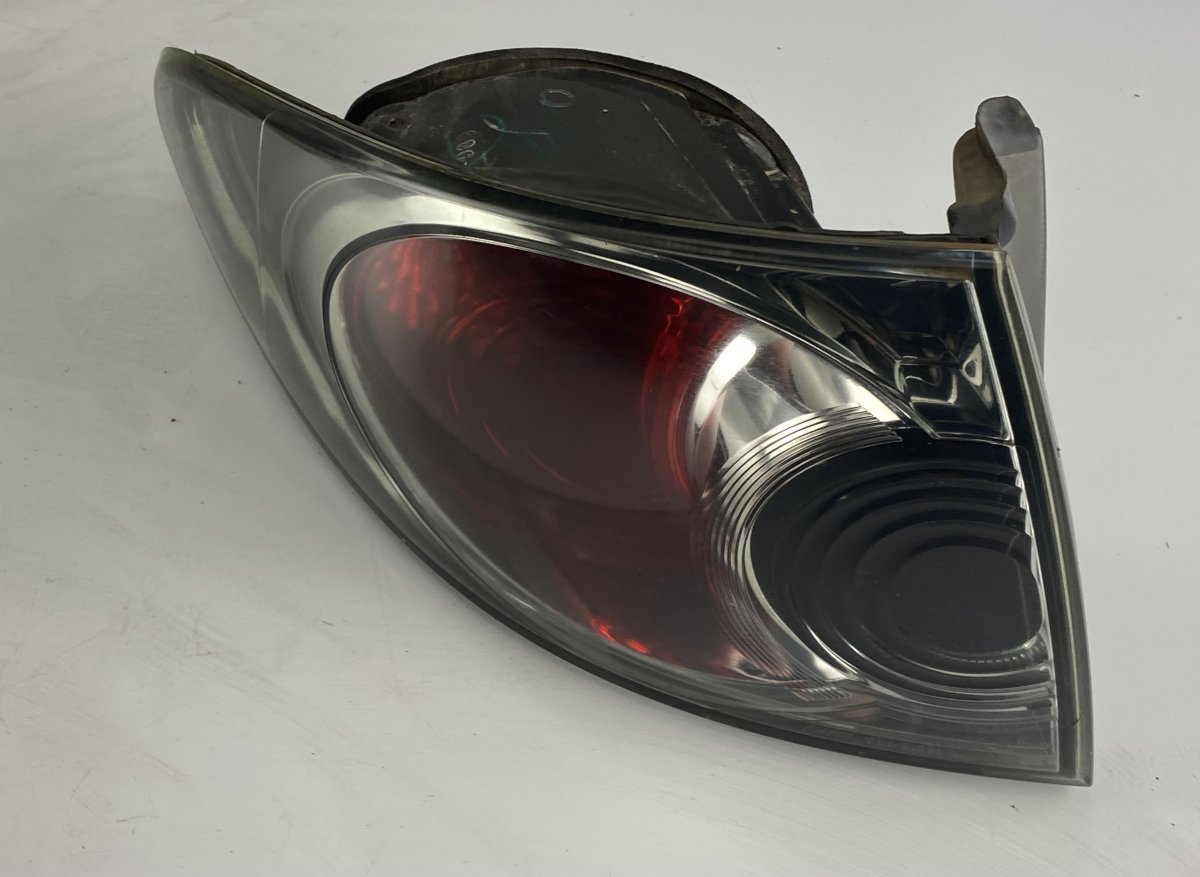 Mazda 6 (GG / GY) задняя фара (левая) MAZDA 6 (GG, GY) (2002-2007) Tail light left 22...
