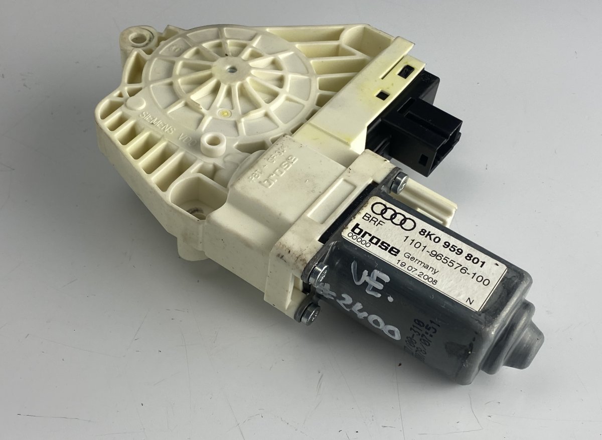 Audi A4 (B7) Front Left Window Regulator Motor