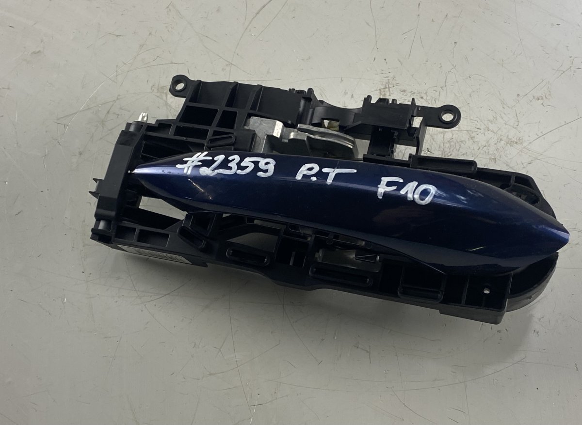 BMW 5 (F10 / F11) Door Handle Exterior Rear Right BMW 5 (F10, F11) (2010-2017) Door Handle Exteri...