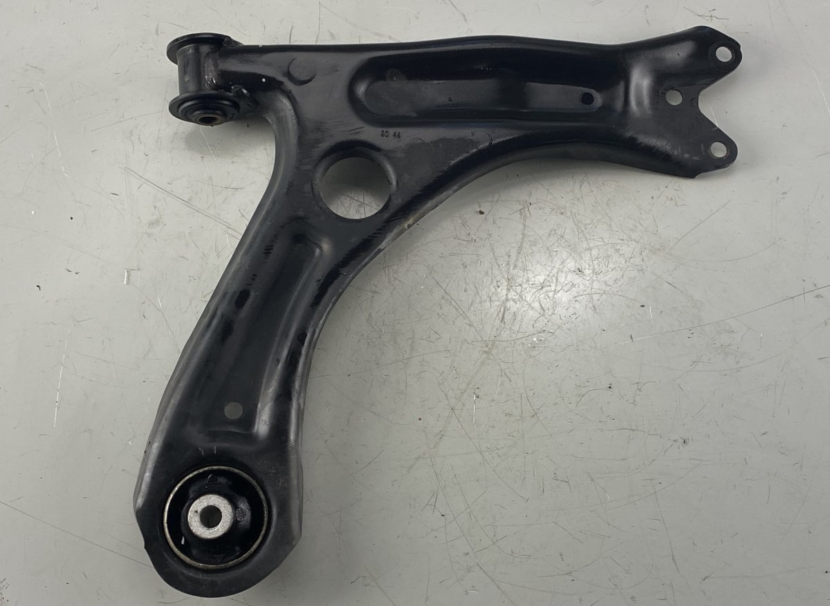 Volkswagen up! Front Axle Track Control Arm lower Right