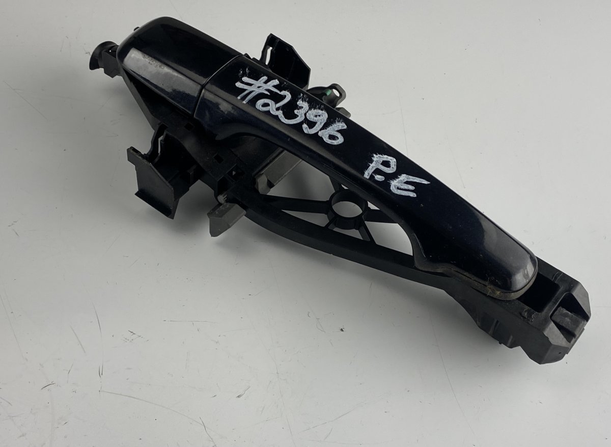 Volvo XC60 Door Handle Exterior Front Right VOLVO XC60 I (2009-2017) Door Handle Exterior F...