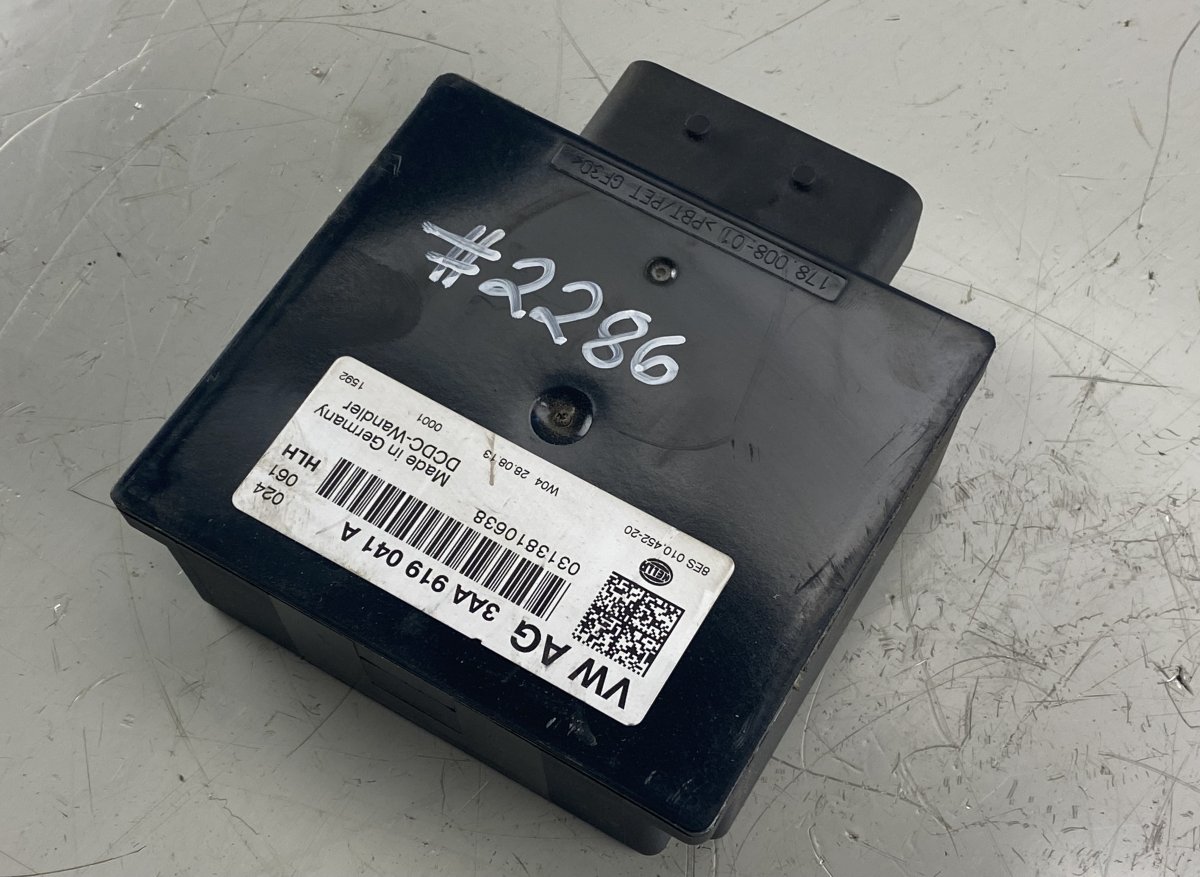Volkswagen Transporter (T5, Caravelle, Multivan) ESP control unit ESP control unit — VW TRANSPORTER T5 / MULTIVAN...