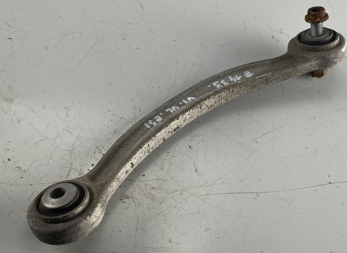 Mercedes-Benz A (W169) Rear axle track control arm upper front left MERCEDES-BENZ C-CLASS (W204) (2007-2013) Rear a...