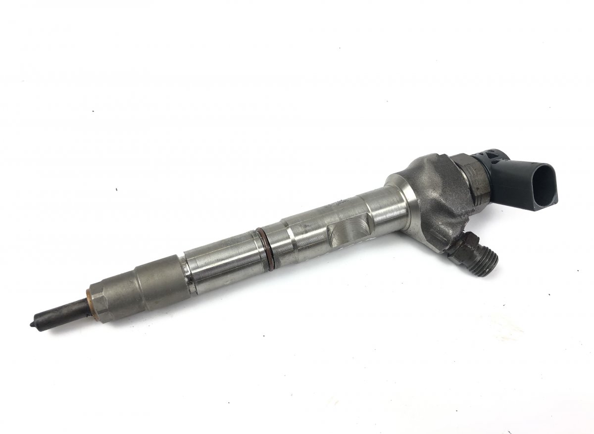 Audi A4 (B9) Fuel Injector AUDI A4 (8W, B9) (2015-2025) Fuel Injector 04L1...