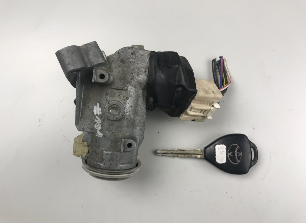 Toyota Hilux Ignition switch lock (ignition barrel) TOYOTA HILUX VII (AN10, AN20, AN30) (2005-2015)...