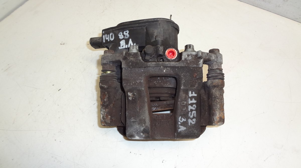Hyundai i40 Brake caliper rear left HYUNDAI i40 (VF) (2011-2019) Brake caliper rear...