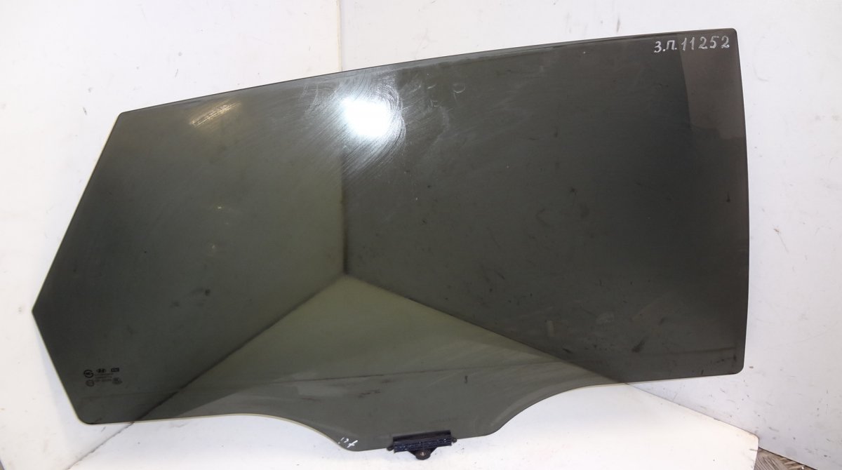 Hyundai i40 Rear right door window glass HYUNDAI i40 (VF) (2011-2019) rear right door wi...