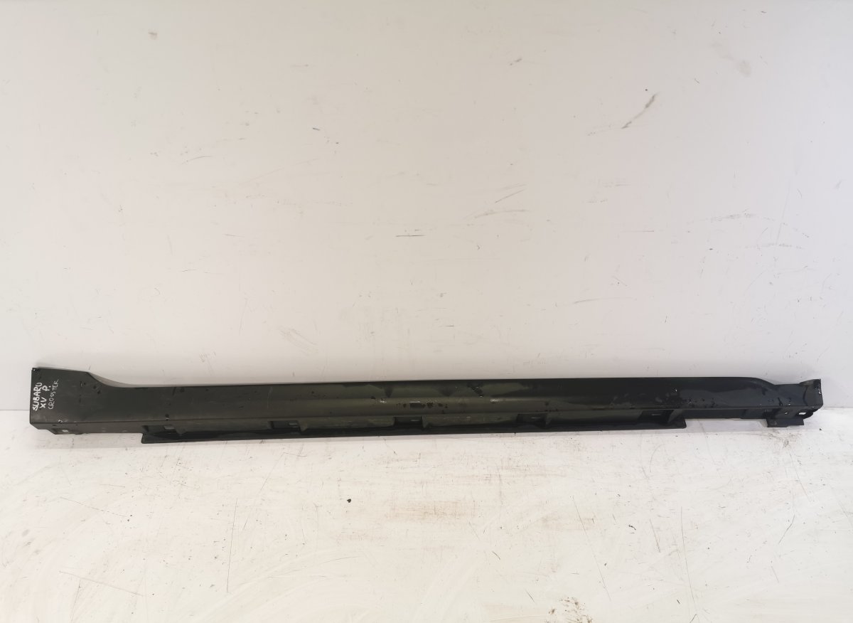 Subaru XV Right Side Skirt SUBARU CROSSTREK / XV I (GP) (2011-2017) Right ...