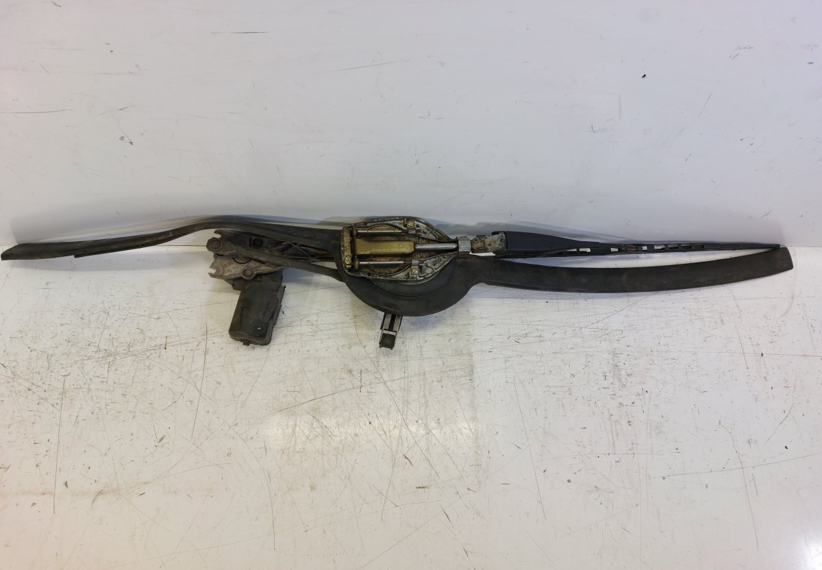 Mercedes-Benz 200 - 500 / E (W124) Wiper linkage / mechanism MERCEDES-BENZ E-CLASS (W124) (1985-1996) Wiper ...