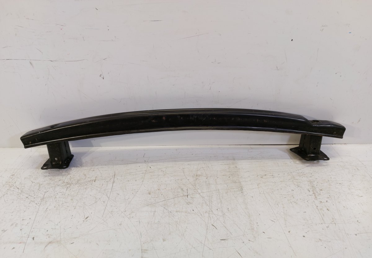 Volkswagen Touran задний бампер, штифт VW TOURAN (1T1, 1T2) (2003-2010) Rear bumper be...