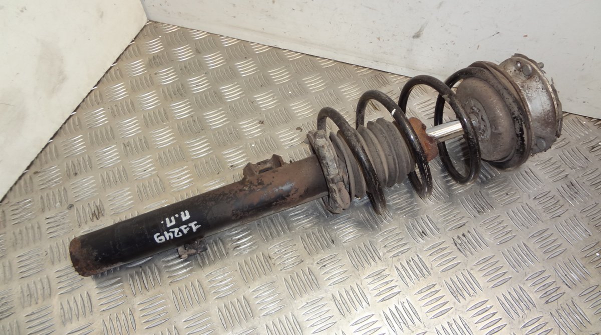 BMW 1 (E81 / E82 / E87 / E88) Shock Absorber Front Right