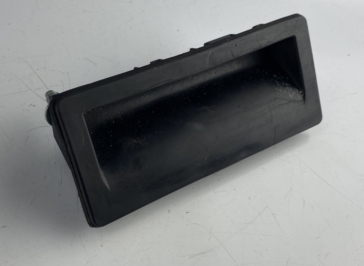 Audi Q5 (8R) Bootlid / tailgate handle