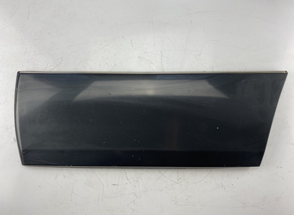 Mercedes-Benz 200 - 500 / E (W124) Door Moulding Rear Left MERCEDES-BENZ E-CLASS (W124) (1985-1996) Door M...