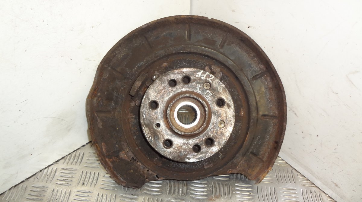 Mercedes-Benz A (W169) Wheel bearing housing rear right MERCEDES-BENZ ML-CLASS (W164) (2005-2011) Wheel...