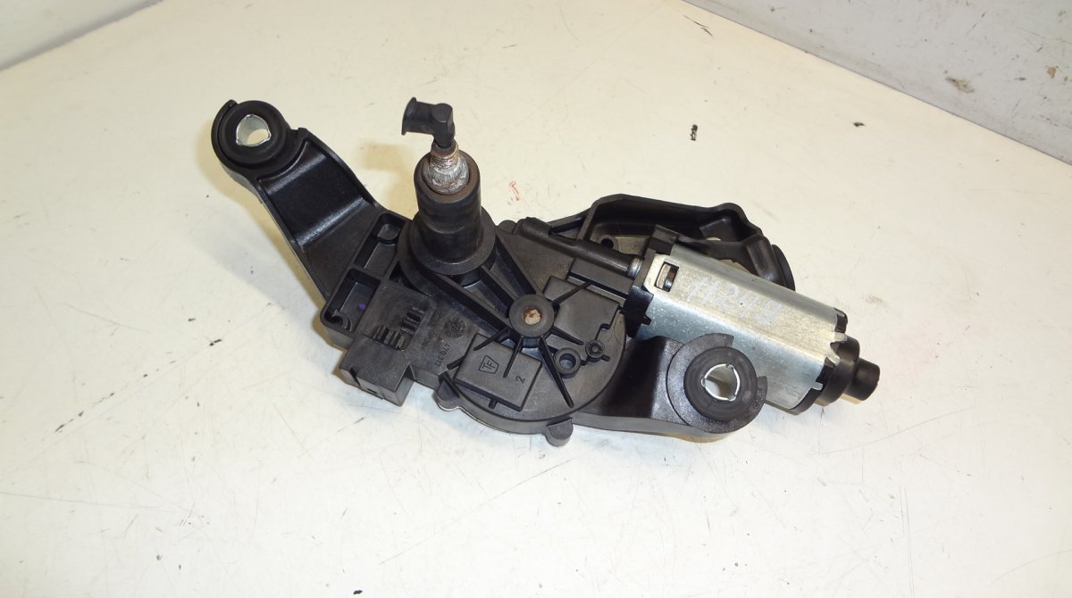 BMW 1 (E81 / E82 / E87 / E88) Wiper Motor bootlid / tailgate