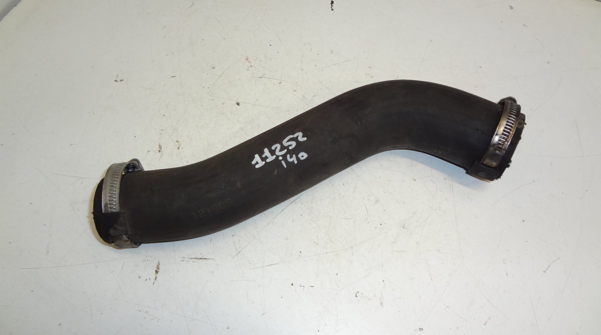 Hyundai i40 Intercooler pipe, right HYUNDAI i40 (VF) (2011-2019) intercooler pipe, ...
