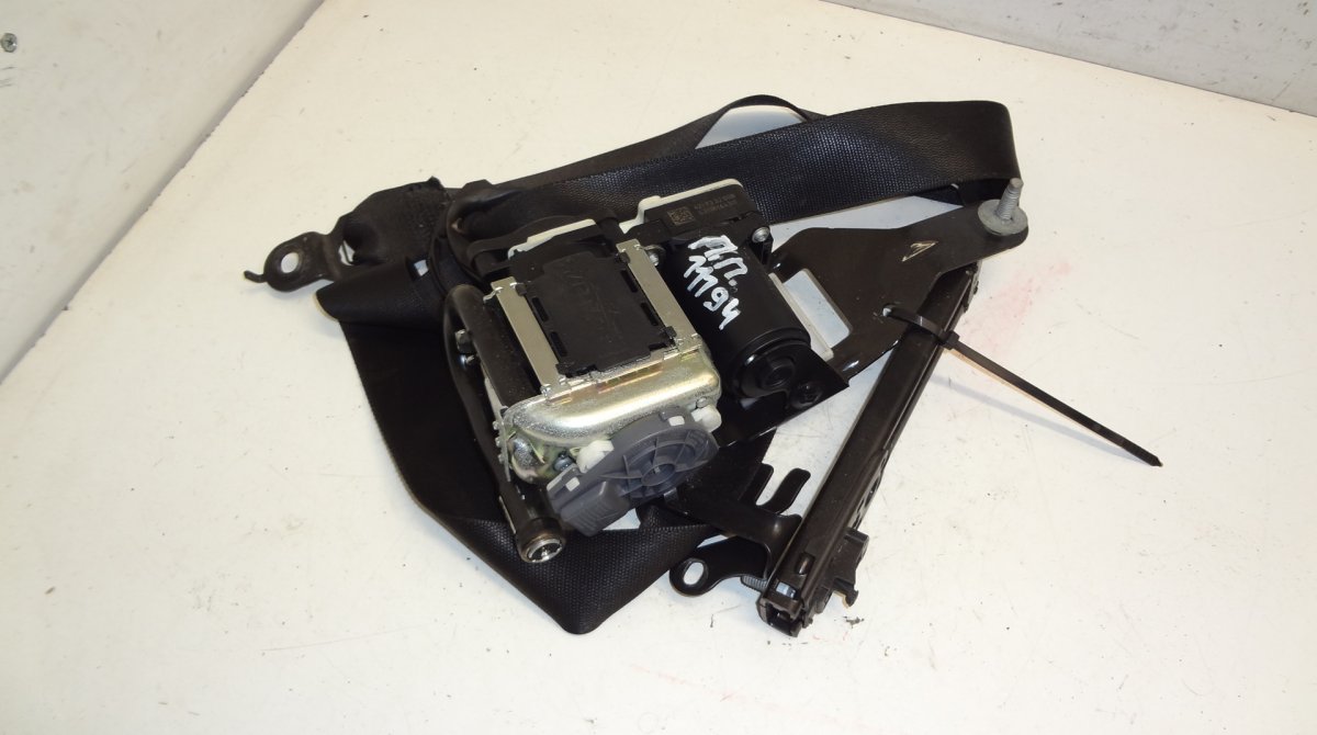 Mercedes-Benz A (W169) Front Right Seat Belt MERCEDES-BENZ E-CLASS (W212) (2009-2016) Front ...