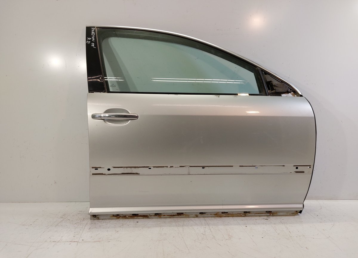 Volkswagen Phaeton Door Front Right VW PHAETON (3D) (2002-2016) Door Front Right

G...