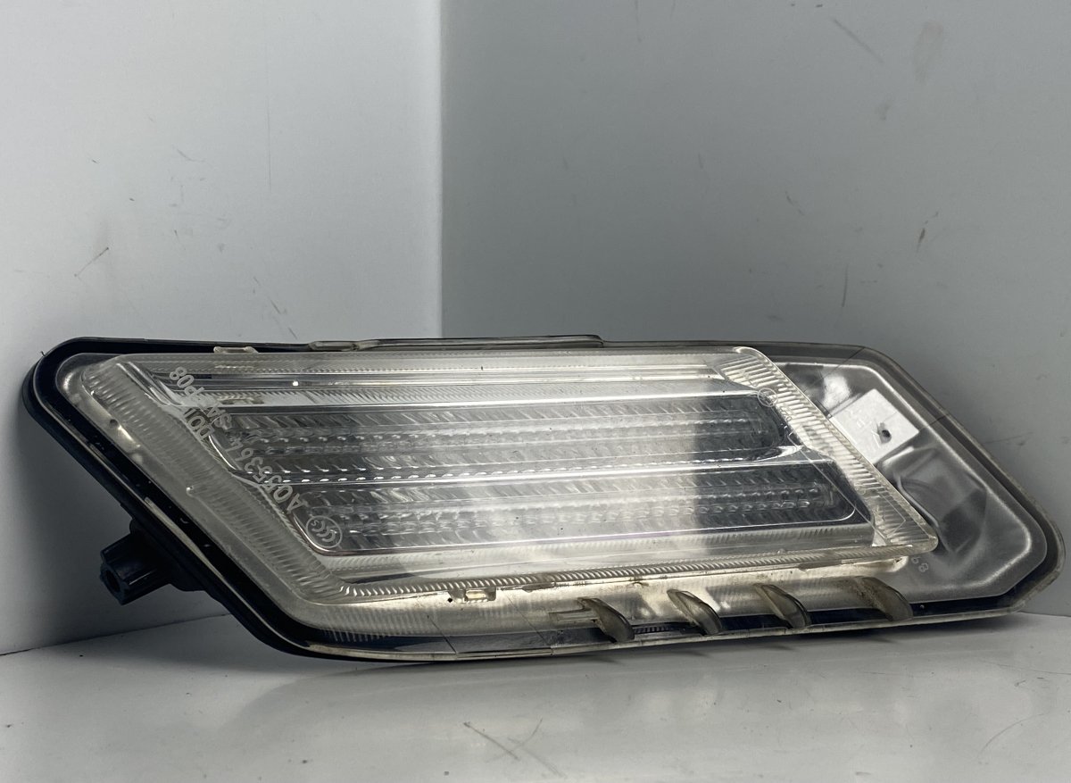 Volvo XC60 Position Light front left VOLVO XC60 I (2009-2017) Position Light front l...