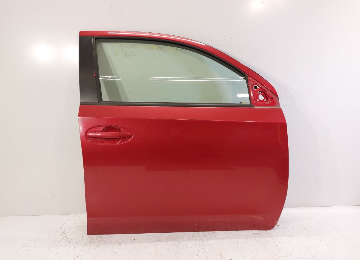 Toyota Urban Cruiser Door — front right Door — front right — TOYOTA URBAN CRUISER (XP11...