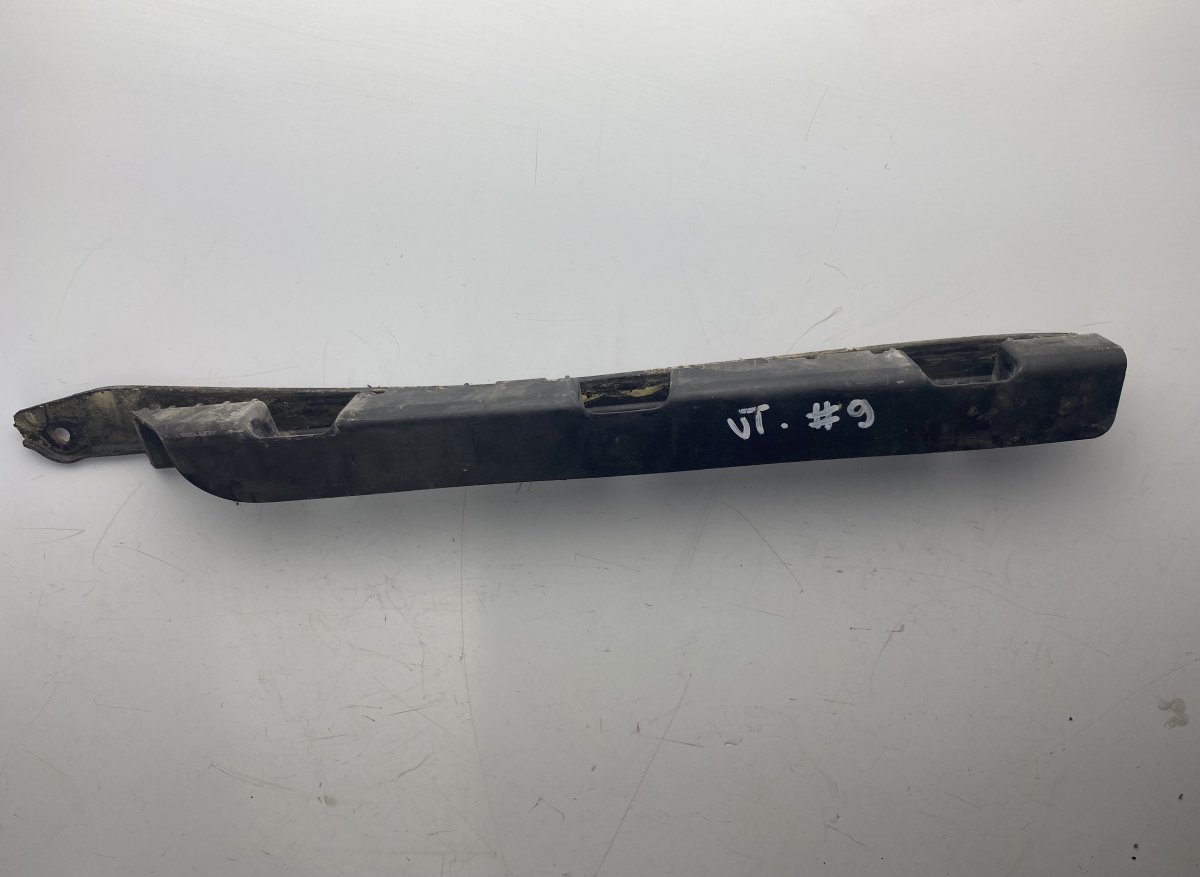 BMW X3 (E83) Rear bumper Carrier holder on fender left Rear bumper Carrier holder on fender left — BMW...
