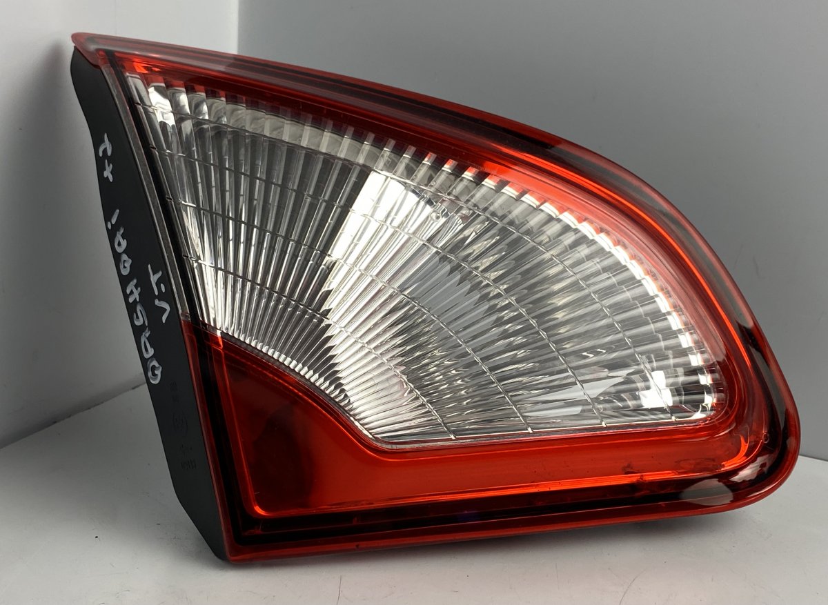 Nissan Qashqai Inner tail light, left NISSAN QASHQAI I (J10) (2007-2013) Inner tail l...