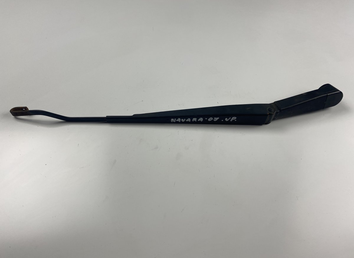 Nissan Pick Up / Navara / NP300 (D22) Windscreen Wiper Arm Left NISSAN NAVARA II / NP300 (D40) (2004-2021) Wind...