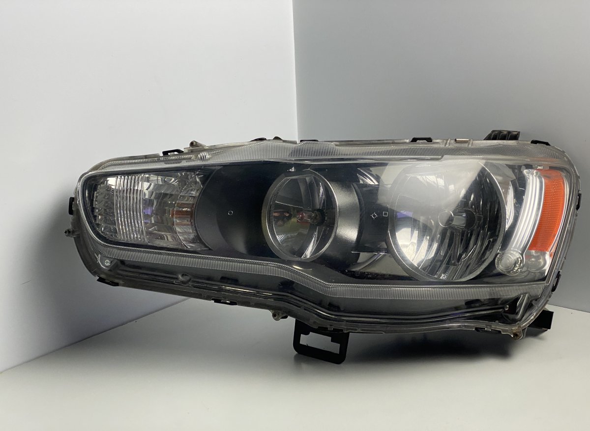 Mitsubishi Lancer Left headlight MITSUBISHI LANCER (CV, CX, CY, CZ) (2007-2017) ...