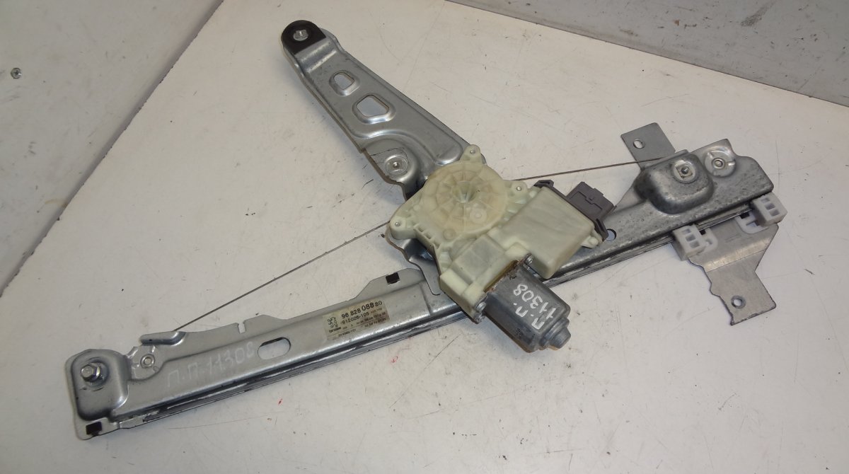 Peugeot 3008 Complete Window Regulator, Front Right