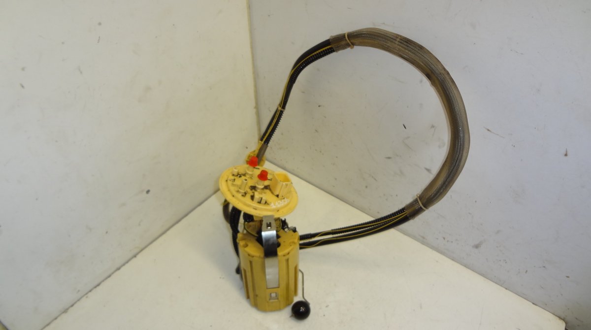 Volvo S60 Fuel delivery pump VOLVO S60 I (RS) (2000-2010) Fuel delivery pump...