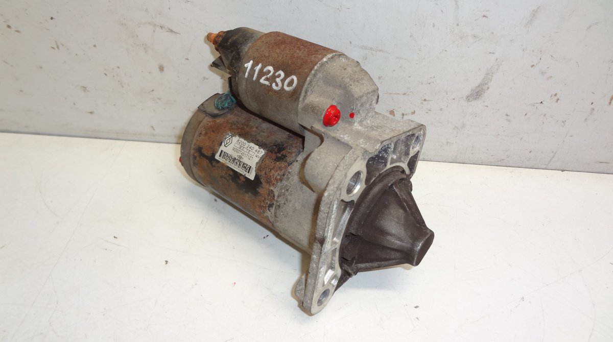 Dacia Logan Starter Motor DACIA LOGAN I (2004-2012) Starter motor 8200240...