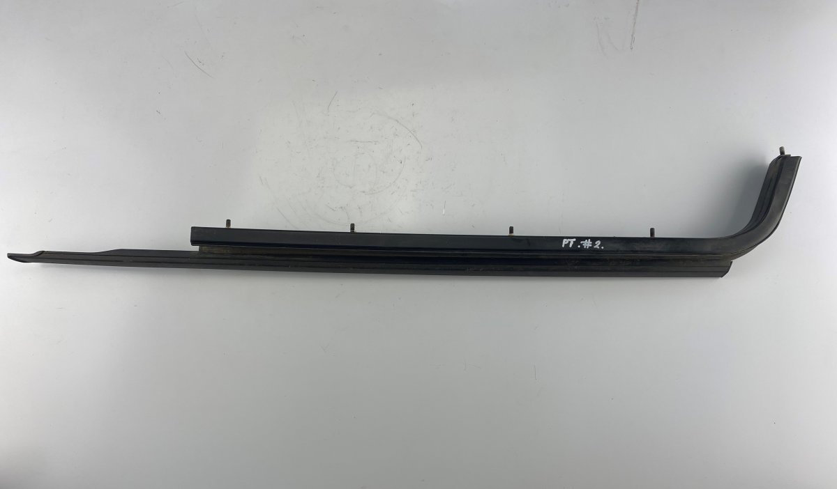 Dodge Caravan Right sliding door track DODGE CARAVAN V (2007-2020) Right sliding door ...