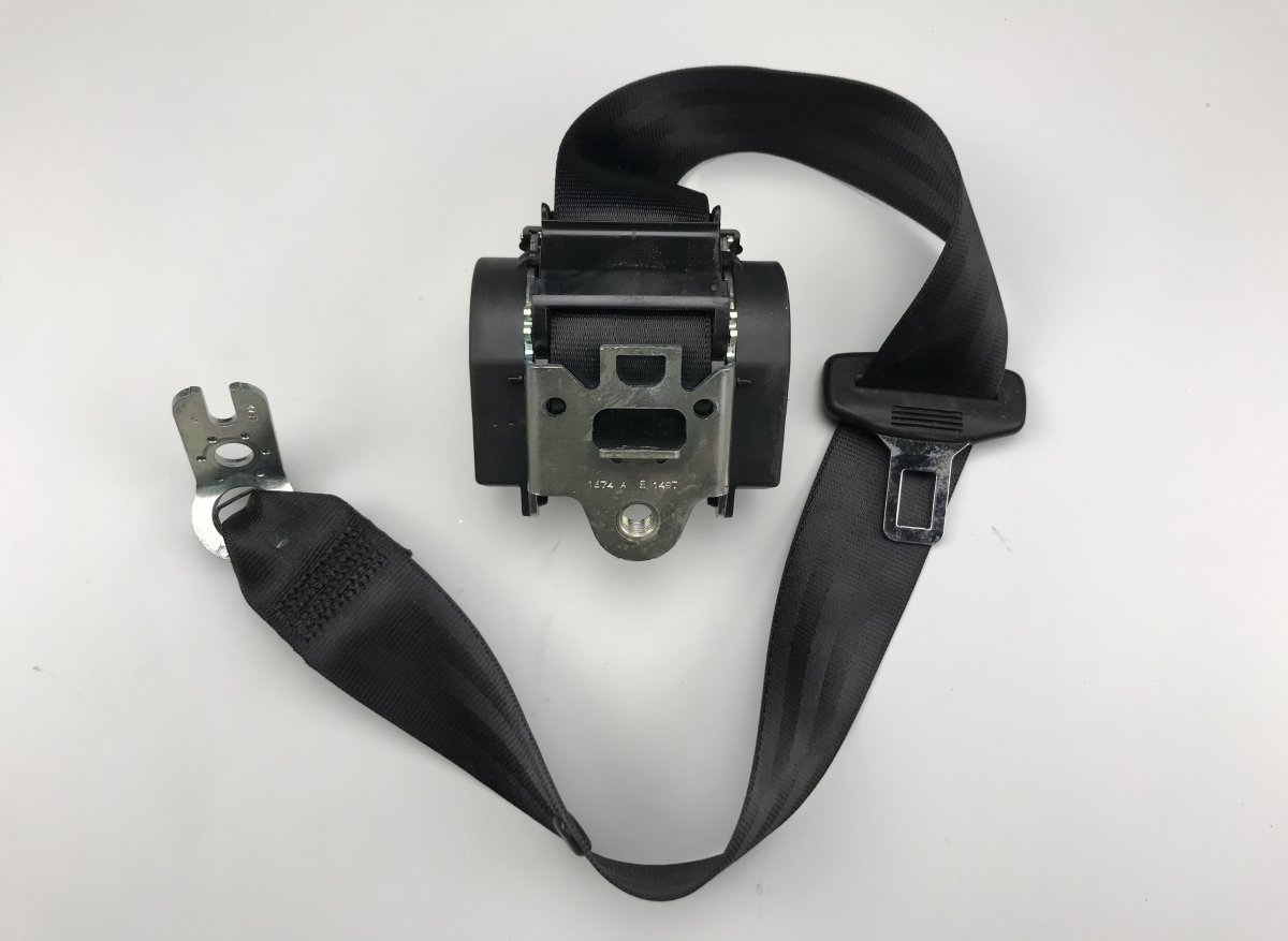 Audi A4 (B8) Seat Belt Rear Left AUDI A4 / A4 ALLROAD (B8) (2007-2015) Seat Belt...