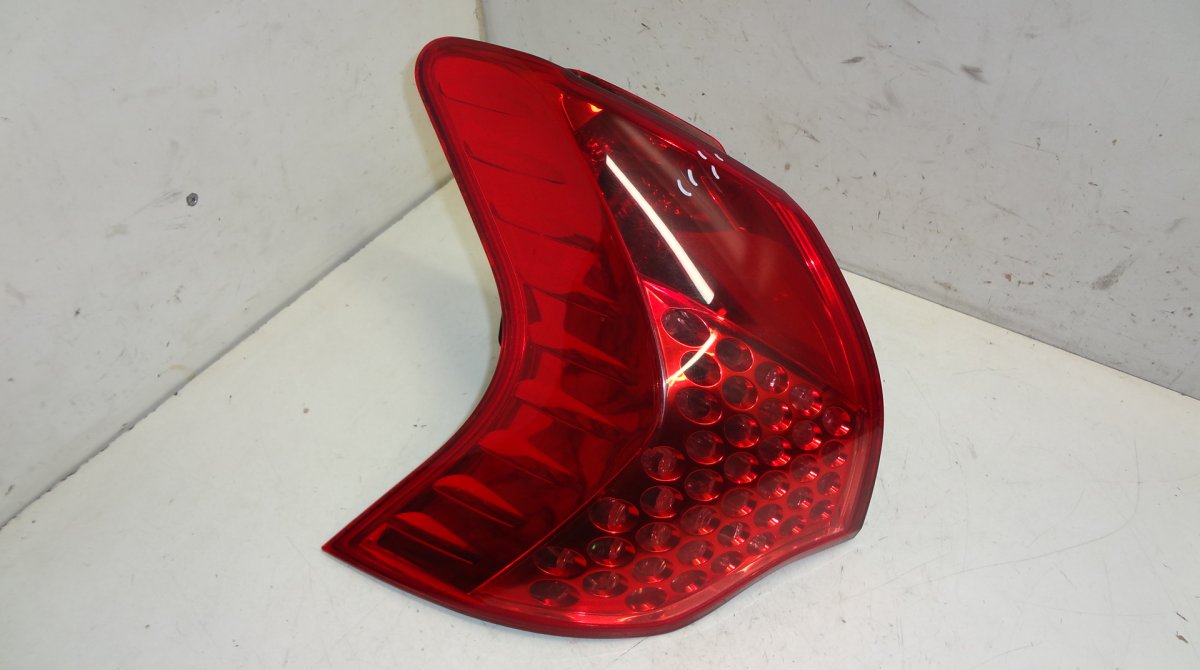 Peugeot 3008 Left Rear Light Left rear light — PEUGEOT 3008 I (T84) (2009-20...