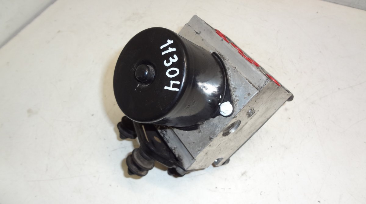 Volkswagen Passat ABS hydraulic unit / pump VW PASSAT B6 (3C) (2005-2010) ABS hydraulic uni...
