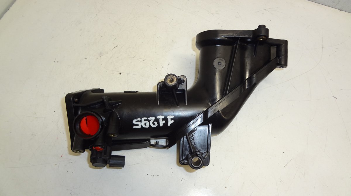 Mercedes-Benz A (W169) Air intake resonator box pipe MERCEDES-BENZ S-CLASS (W221) (2005-2013) Air in...
