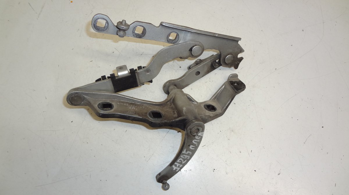 Mercedes-Benz A (W169) Bonnet Hinge Left MERCEDES-BENZ S-CLASS (W221) (2005-2013) Bonnet...