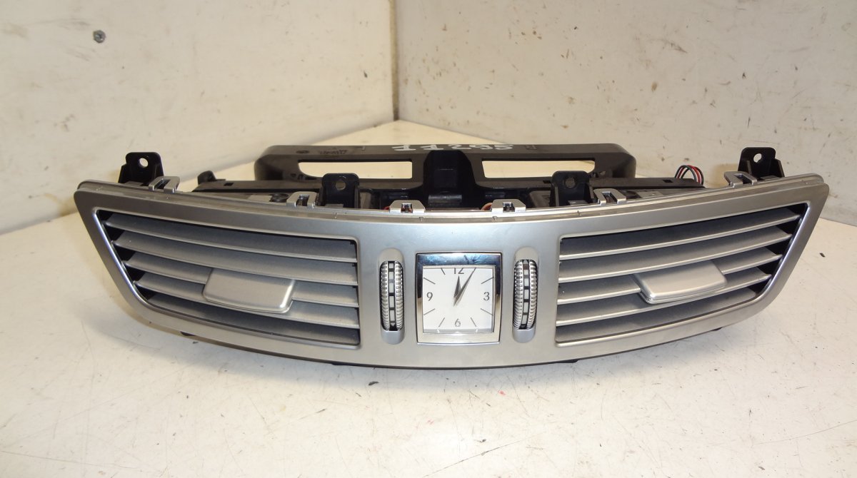 Mercedes-Benz A (W169) Front Center Air Vent MERCEDES-BENZ S-CLASS (W221) (2005-2013) Front ...