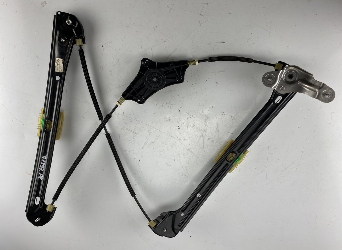 Volkswagen Golf 7 Front right window regulator mechanism VW GOLF VII (5G1, BA5, BV5, BQ1, BE) (2012-2020...