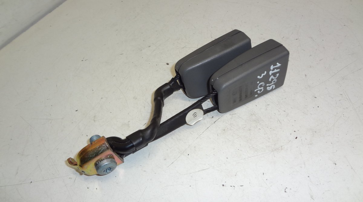 Mercedes-Benz A (W169) Rear Center Seat Belt Buckle MERCEDES-BENZ S-CLASS (W221) (2005-2013) Rear C...