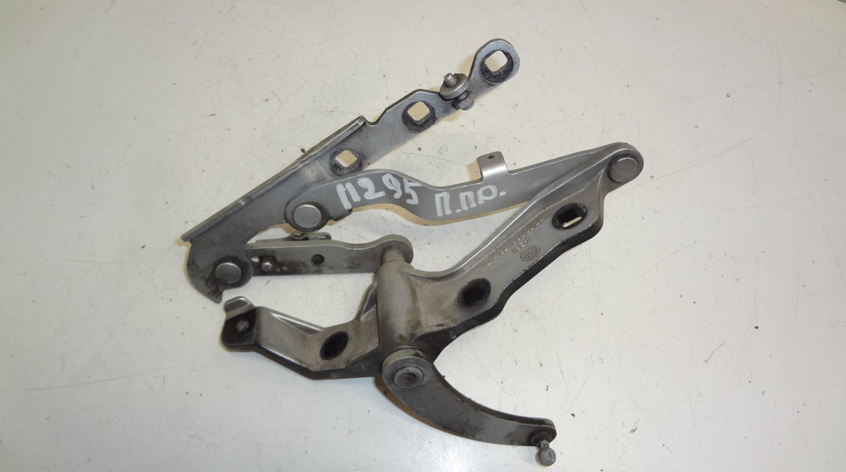 Mercedes-Benz A (W169) Bonnet Hinge Right MERCEDES-BENZ S-CLASS (W221) (2005-2013) Bonnet...
