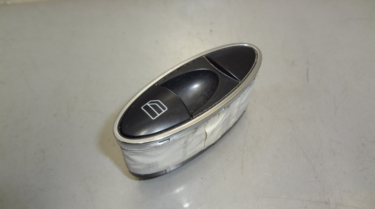 Mercedes-Benz A (W168) Switch For Electric Windows Front Right MERCEDES-BENZ E-CLASS (W211) (2002-2009) Switch...