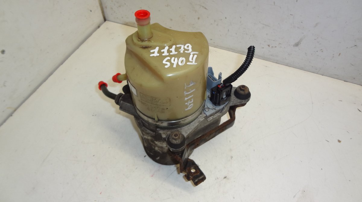 Volvo C70 roolivõimendi pump VOLVO S40 / V50 / C30 / C70 (MS, MW) (2004-2012...