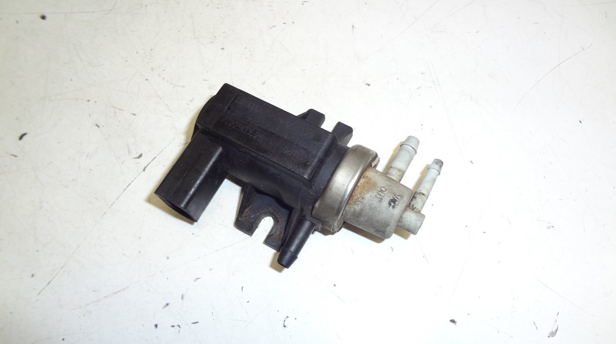 Volkswagen Passat Engine Solenoid Valve VW PASSAT B5 (3B3) (2000-2005) Engine Solenoid ...