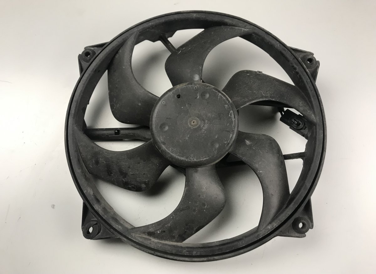 Peugeot 307 Electric Radiator Fan PEUGEOT 307 (2000-2007) Electric Radiator Fan 1...